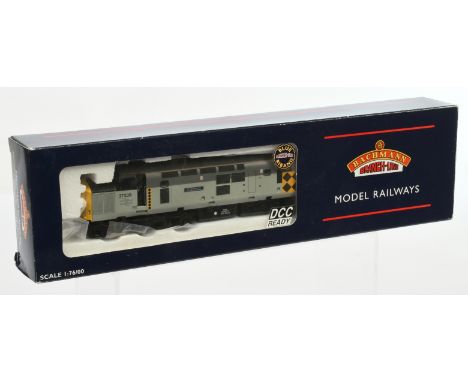 Bachmann OO 32-780 Class 37 Railfreight Diesel Locomotive No. 37239 "Coal Merchants Association of Scotland". Accessories pac