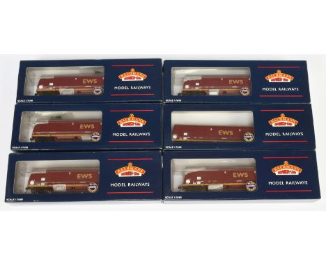 Bachmann group of 37-853 104 Ton GLW HTA Thrall Bulk Coal Hopper Wagons. Please note one Wagon is missing insert. Conditions 