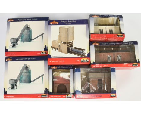 Bachmann OO Gauge group of Buildings to include 44-071 Wagon Loading Tower, 44-008 Red Brick Water Tower and others (see phot