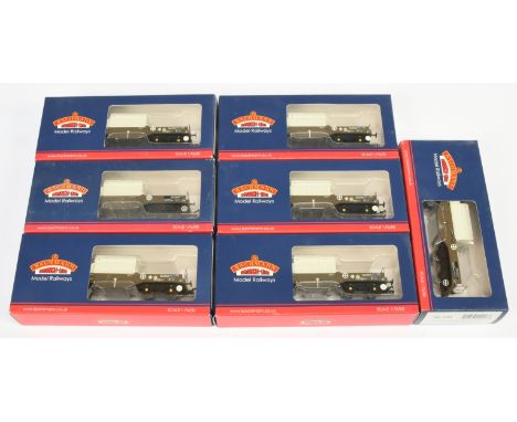 Bachmann group of FNA Nuclear Flask Wagons with sloping floors comprising of 5x 38-347 and 2x 38-346. Conditions are Near Min