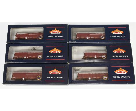 Bachmann group of 37-627 102 Ton Thrall BYA Steel Coil Carriers "EWS". Conditions are Near Mint to Mint in Good to Excellent 