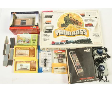 Bachmann &amp; Similar mixed group of items to include Bachmann N Gauge Yard Boss Train Set (incomplete but does come with ex