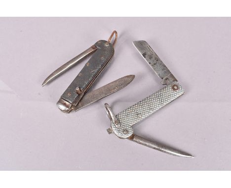 A WWII Period British Royal Navy Seaman's Jack knife, marked Venture H.M Slater to the blade, together with a 1905 Pattern Br