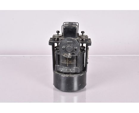 A US Pioneer 1829-2-A compass, AF 