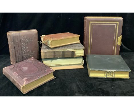 A late Victorian oxblood Morocco leather Carte de Visite album, tooled gilt covers, "Album Du Moyen Age", inscribed Mrs John 