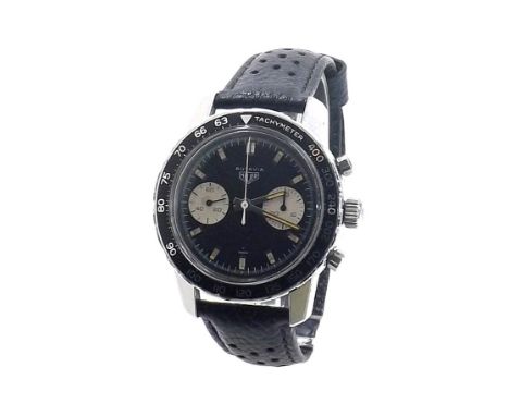 Rare Heuer Autavia chronograph stainless steel gentleman's wristwatch, ref. 7763, circa 1970, serial no. 133xxx, rotating bla