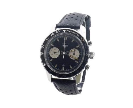 Rare Heuer Autavia chronograph stainless steel gentleman's wristwatch, ref. 7763, circa 1970, serial no. 133xxx, rotating bla