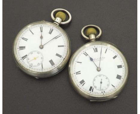 Silver lever engine turned pocket watch, three-quarter plate gilt frosted movement, dial with Roman numerals, outer minute tr