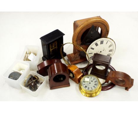 Quantity of various clock movements and empty clock cases