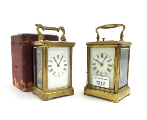 French repeater carriage clock striking on a gong, within a corniche style gilded brass case with beaded borders, 6.25" high;