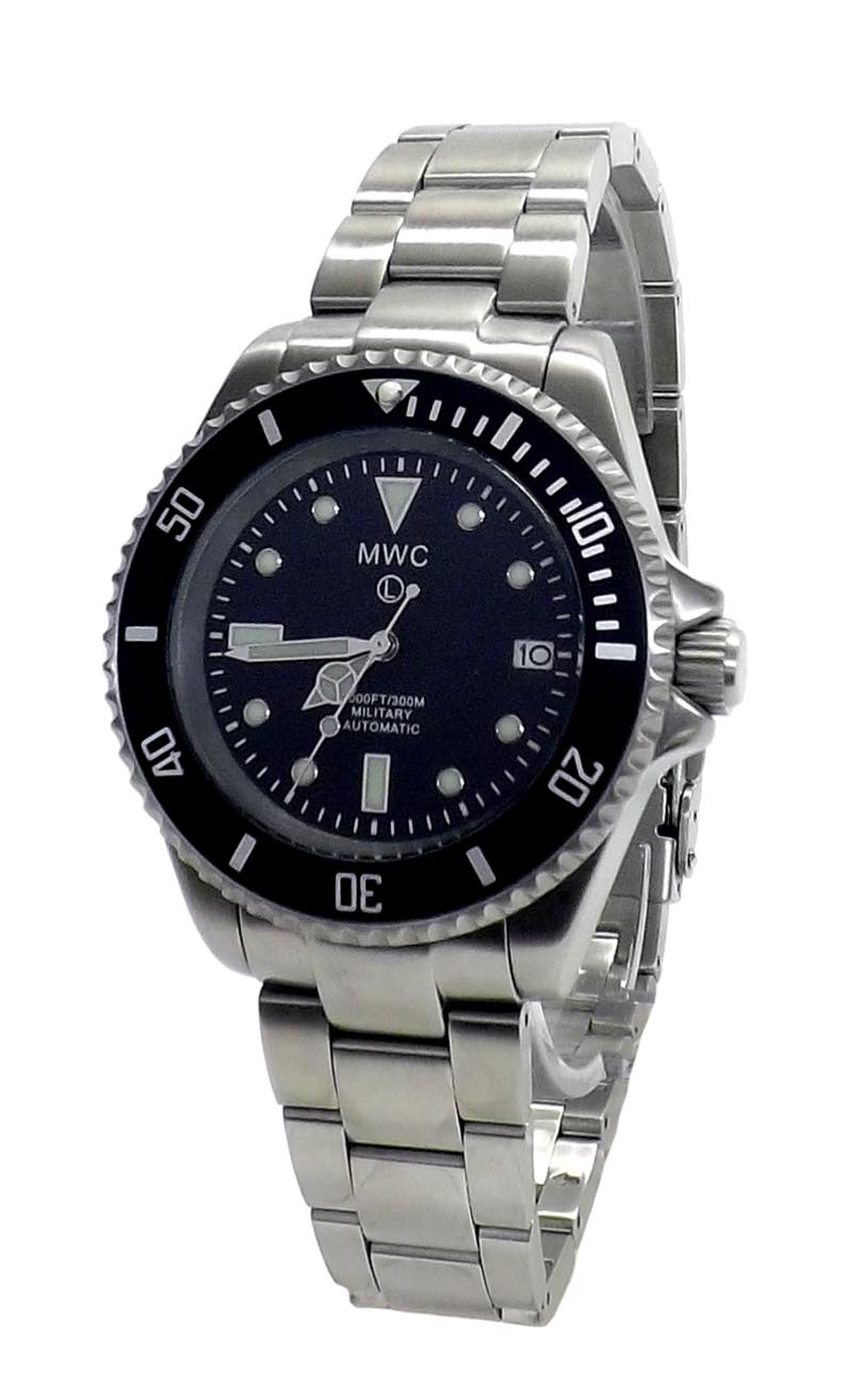 MWC Military Diver's 1000ft/300m automatic stainless steel bracelet watch, circa 2014, ser. no. 1