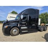 2023 Freightliner Cascadia Tractor Trailer
