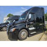 2023 Freightliner Cascadia Tractor Trailer