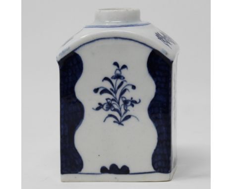 A Lowestoft porcelain rectangular shouldered tea caddy, Robert Browne pattern, crescent mark