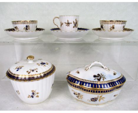 A collection of late 18th century Caughley ceramics, each in the Dresden Flowers pattern, comprising: two reeded tea bowls & 