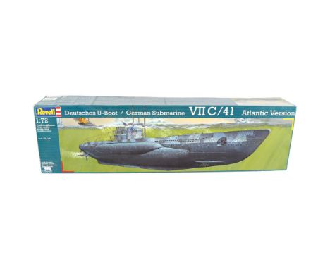 REVELL - Deutsches U-Boot/German Submarine VII C/41 Atlantic version, plastic model display kit, ref. 05045, 1/72 scale, appe