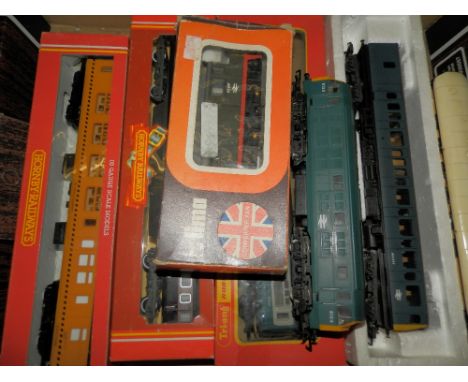 7 Hornby & Lima coaches inc. Diesel Loco