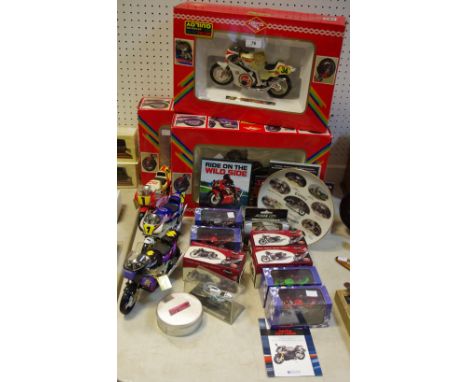 A Guiloy boxed Honda CBR. Injusa no.13855; others including Kawasaki ZXR-7, Suzuki 750-GXR-R (both boxed); Honda Rothmans, Ya