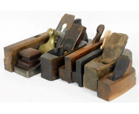 Vintage tools, wood planes, a cast steel wooden handled wood plane with brass and metal mounds, 14cm high, various others, et