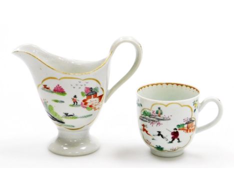 An 18thC Chamberlains Worcester porcelain cream jug and teacup, in Stag Hunt pattern number 9, circa 1795, 10.5cm and 6cm hig
