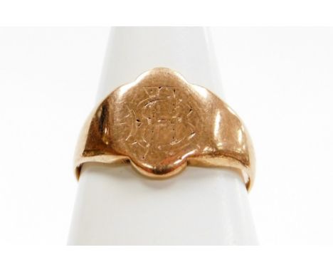 A 9ct gold gents signet ring, with shaped oval panel bearing the initials HB, with later join, ring size R½, 4.8g, boxed.