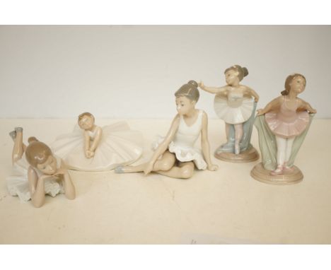5x Nao figures of ballerinas 