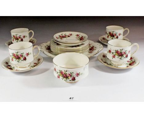 A Royal Standard 'Minuet' part coffee set to include 4 cups, six saucers and side plates, sugar bowl and cake plate 