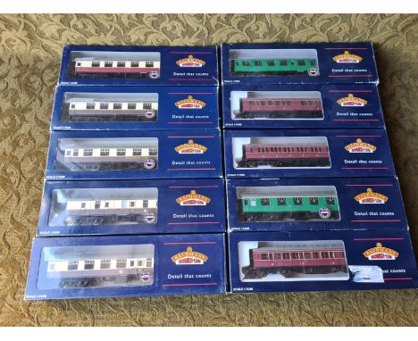 10 x Bachmann Branch Line Detail That Counts railway carriages.