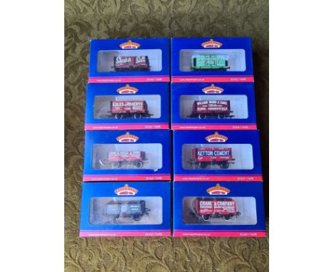 8 x Bachmann Branch Line company wagons.