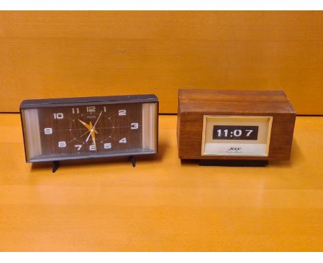 1960's Jeco drumroll clock & Rhythm alarm clock.