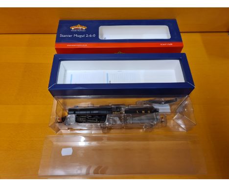 Bachmann 31-690 Stanier Mogul 2965 LMS lined black.  DCC ready.