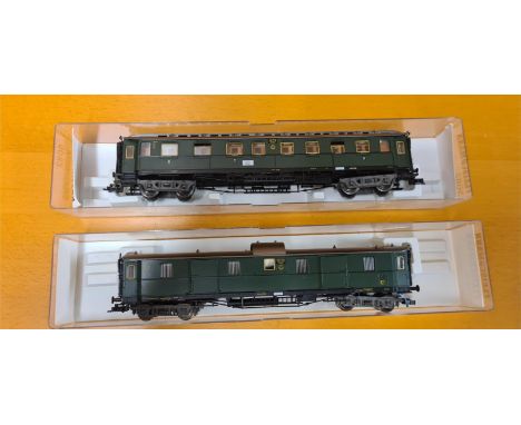Fleischmann 5080 and 5082 model railway carriages.