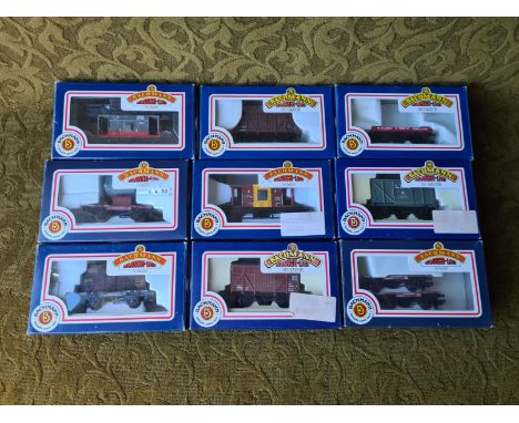9 x Bachmann Branch Line 00 gauge railway stock.