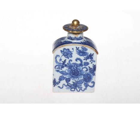 Antique Chinese blue and white tea caddy and cover.