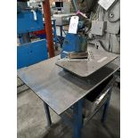 Corner Knotcher Di-Acro S/N A-1884, 6" cutting, 16 gauge