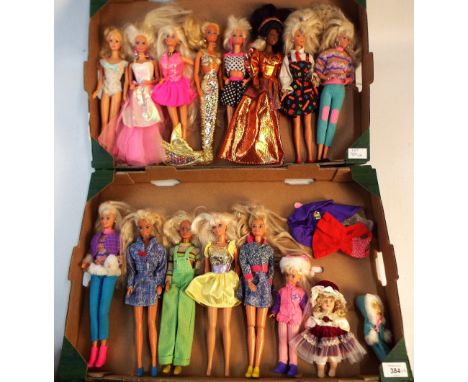 Lot De Vêtements Pour Poupée Barbie (Réf. 1144) - Occasion