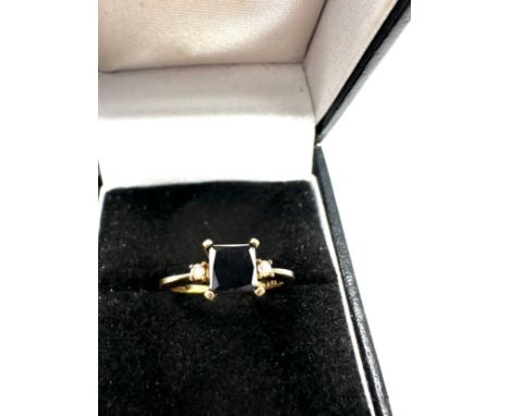 9ct gold black and white diamond set ring (2.1g) 