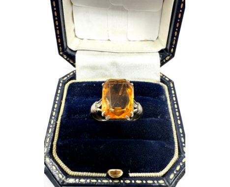 9ct gold antique citrine  ring (3.9g) 