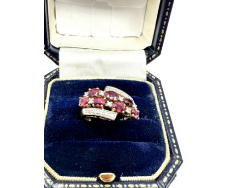 9ct gold diamond &amp; ruby dress ring (2.6g) 