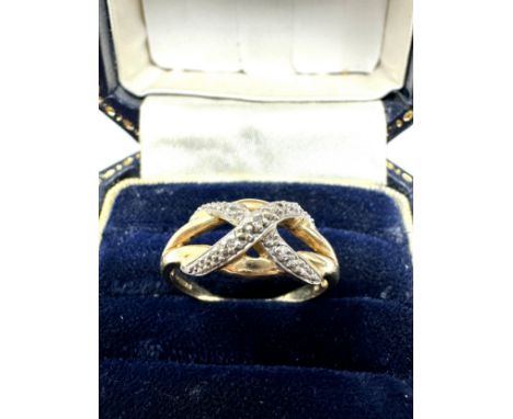 9ct gold diamond crossover ring (2.4g) 