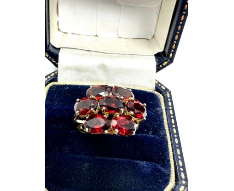 9ct gold garnet &amp; red paste cluster ring (5g) 