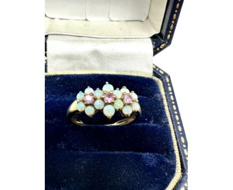 9ct gold opal &amp; pink sapphire floral cluster ring (2g) 