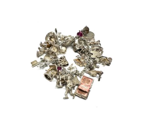 .925 vintage charm bracelet with assorted charms (142g) 