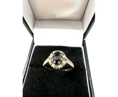 9ct gold vintage sapphire and diamond set cluster ring (2g) 