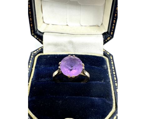 9ct gold antique set amethyst cocktail ring (3.2g) 