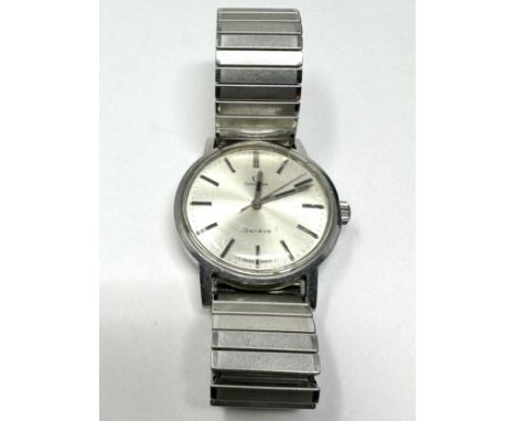 Omega geneve gents vintage wristwatch the watch is ticking 
