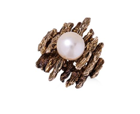 A CULTURED PEARL GOLD RING Set with a single cultured pearl in an abstract gold setting, marked '14k 585' US Size 4.5 8.37g C