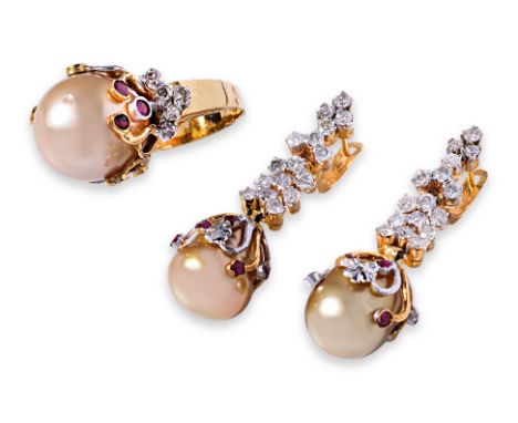 A MATCHING SET OF CULTURED PEARL, RUBY AND DIAMOND JEWELLERY Featuring golden cultured pearls, all mounted in unmarked two to