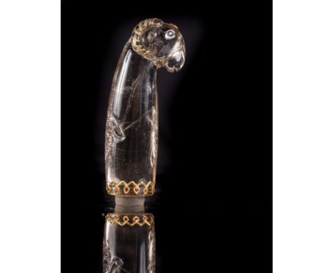 Indian Art A rock crystal ram headed dagger handle with gold wire inlays with rubiesIndia, early 20th century . . Cm 10,50.