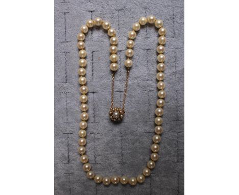 Edwardian Pearl Necklace with Gold Set Clasp and chain 22 total weight 